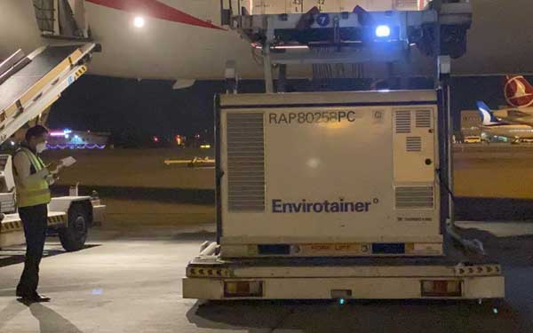 دومین محموله واکسن کرونا از ژاپن رسید (+تصاویر)