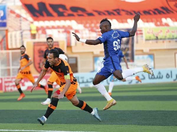 تراکتور از پرسپولیس و سپاهان سبقت گرفت (+عکس)