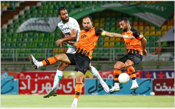 از قهرمانیِ با دسیسه تا تلخ ترین برد سپاهان / اشک، لبخند و خداحافظی در ایستگاه آخر (+عکس)