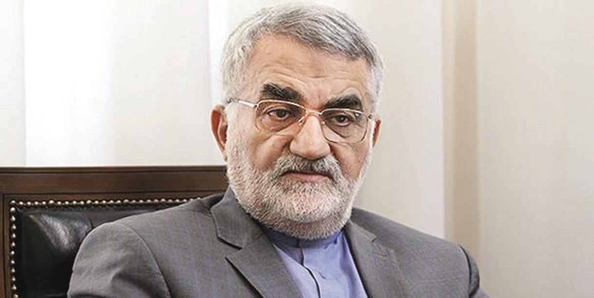 حل مناقشات به صورت دیپلماتیک، بدون دخالت خارجی