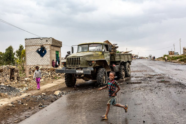 اینجا از در و دیوار مرگ و جنایت می بارد (تصاویر) اینجا از در و دیوار مرگ و جنایت می بارد (تصاویر)