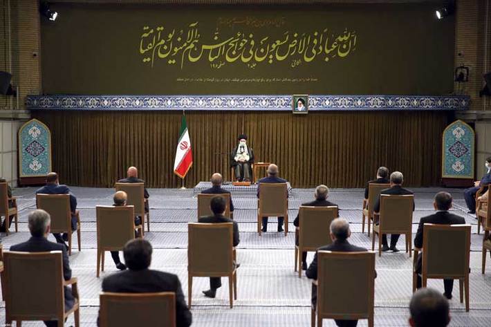 دیدار رئیس جمهور و اعضای هیئت دولت با رهبر انقلاب