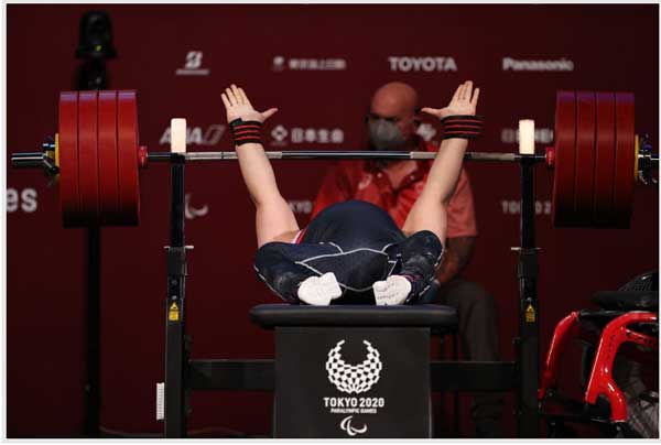 کاروان ایران طلایی شد / رستمی روی سکوی قهرمانی دسته 80 کیلوگرم کاروان ایران طلایی شد / رستمی روی سکوی قهرمانی دسته 80 کیلوگرم