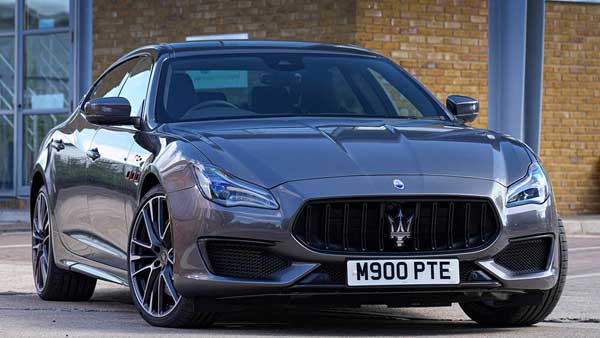 تجربه رانندگی با نیزه سه شاخ ایتالیایی (+عکس)