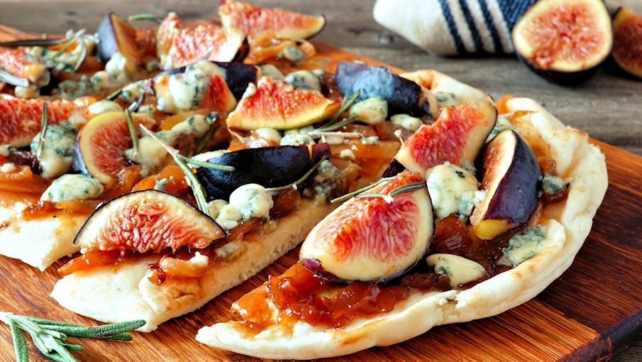 مواد اولیه معروف ترین پیتزاهای ایتالیا