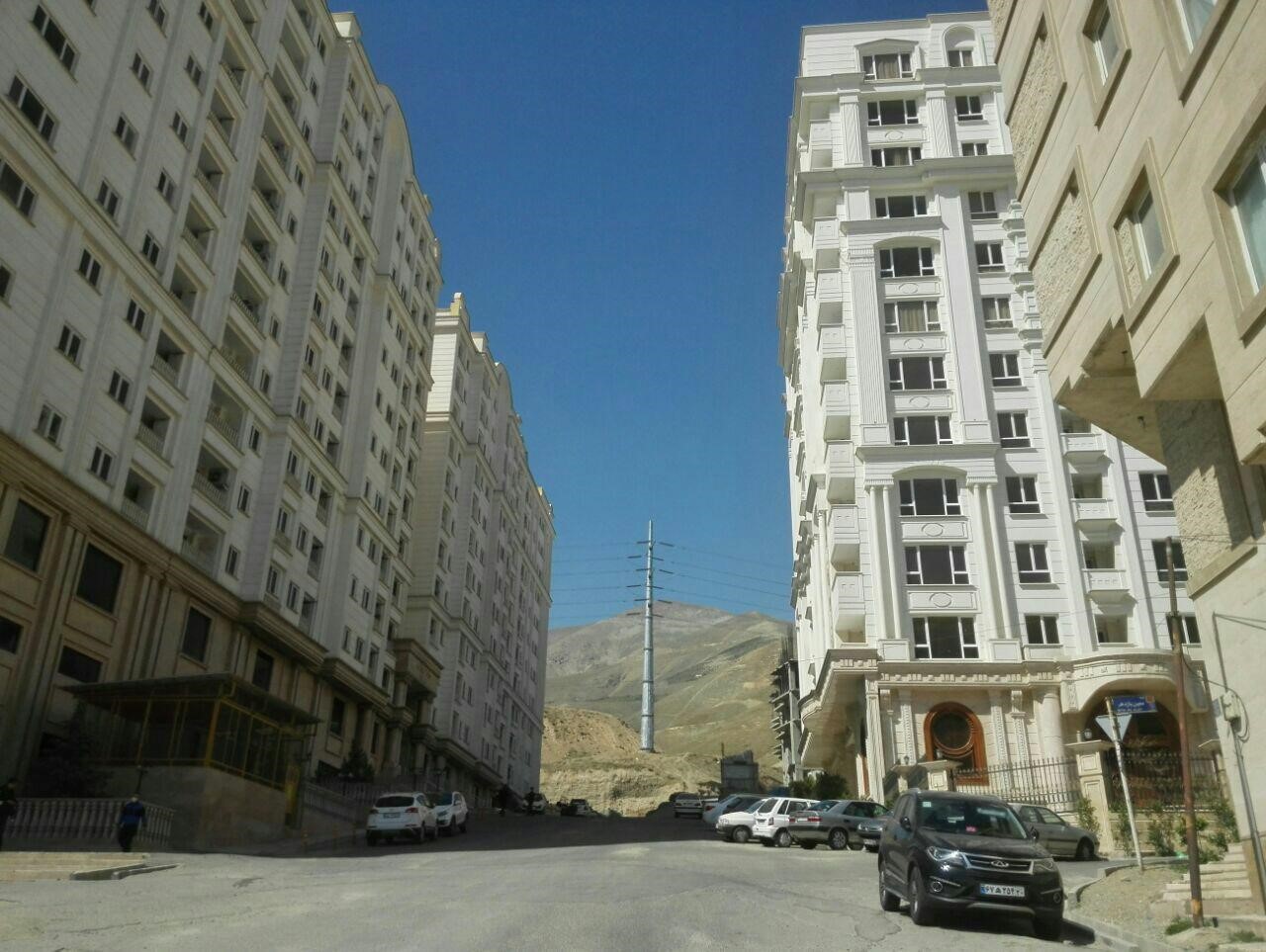 برج ها در غرب تهران چه خصوصیاتی دارند؟