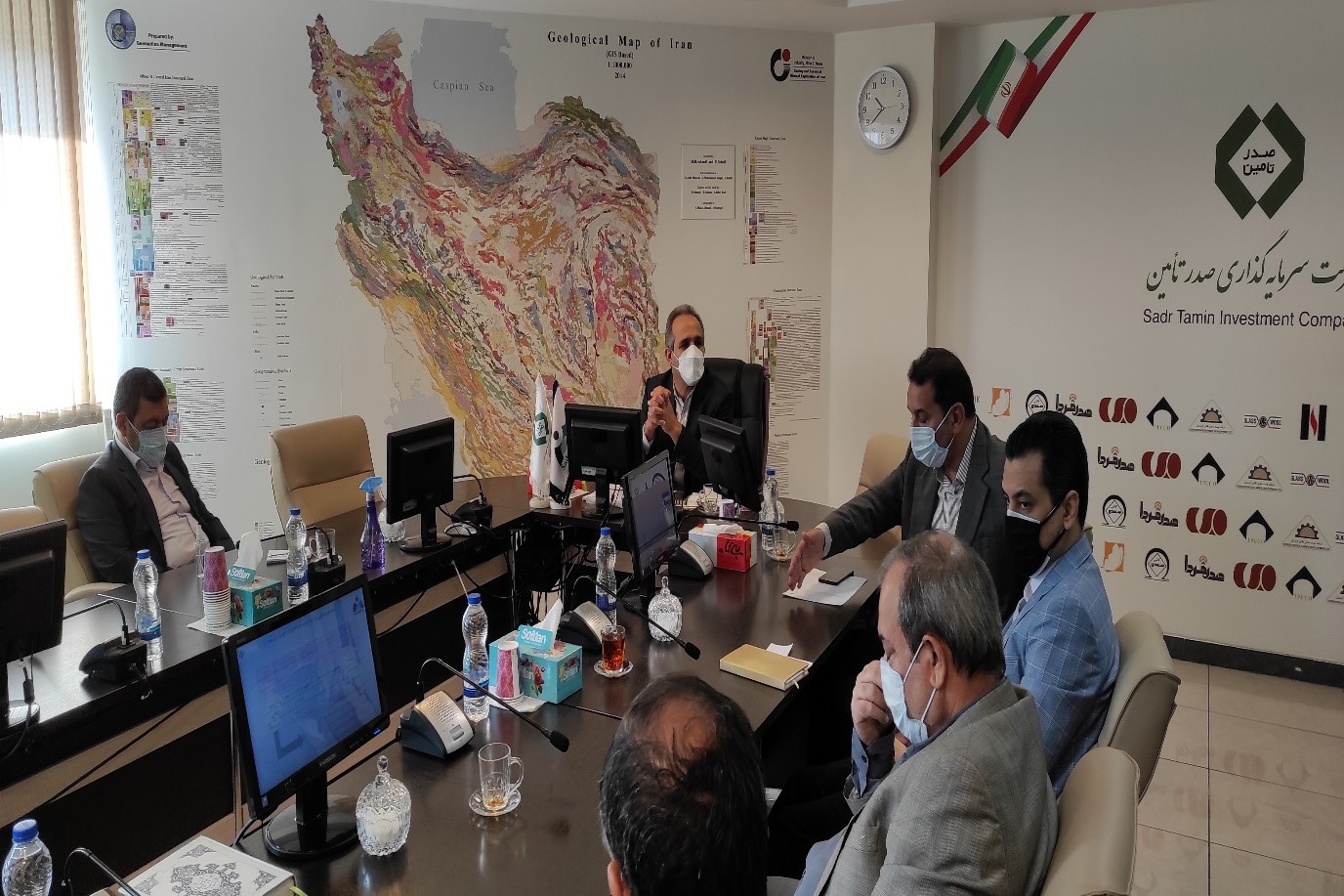 برگزاری جلسه ارزیابی عملکرد شش ماهه شتاب دهنده دانش بنیان صدر فردا