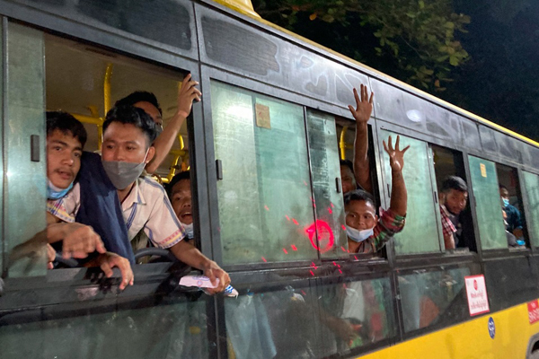 لحظات برگزیده خبری و غیر خبری شبانه روز اخیر(گزارش تصویری)