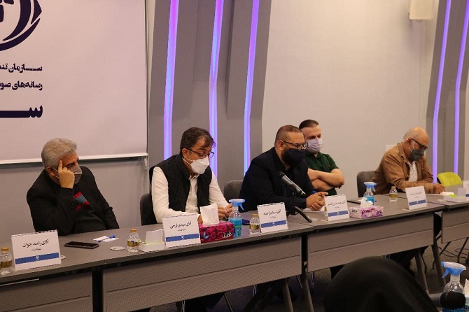 دغدغه مشترک تهیهکنندگان و نهاد تنظیمگر در حفاظت از خانواده دغدغه مشترک تهیهکنندگان و نهاد تنظیمگر در حفاظت از خانواده