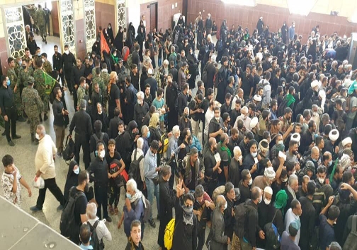 تردد زائران از مرز شلمچه امکانپذیر شد/ زائران دارای روادید اضطراری اجازه خروج دارند + تصاویر