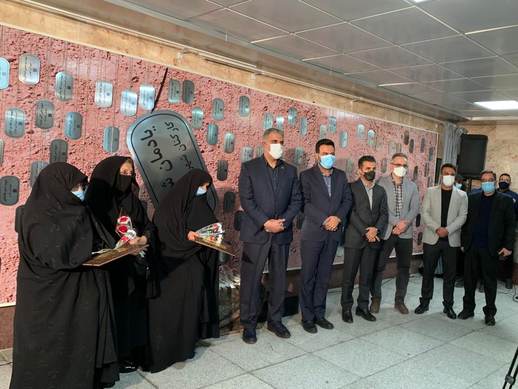 رونمایی از دیواره نگاره  