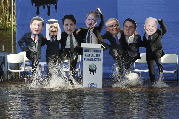 پرواز تریلی / تمسخر بایدن و رفقا (گزارش تصویری) پرواز تریلی / تمسخر بایدن و رفقا (گزارش تصویری)