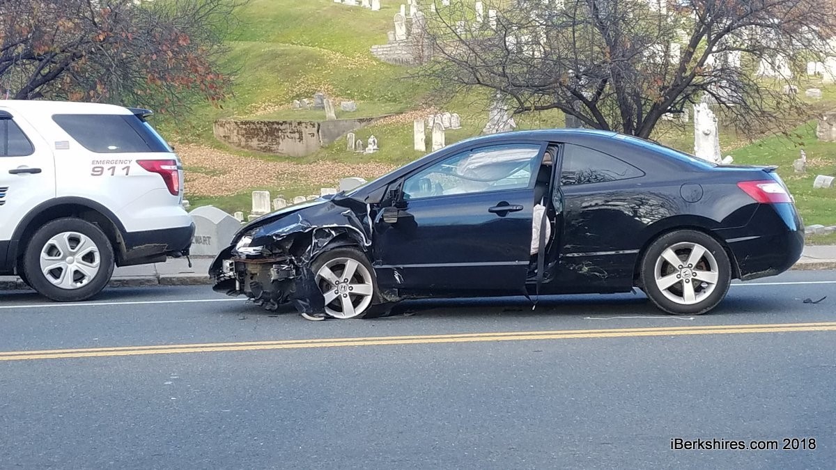 بیمه شخص ثالث خودروی خود را در پاییز 1400 رایگان درب منزل تحویل بگیرید.؟