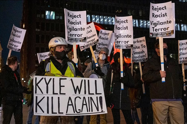 خشم شدید مردم آمریکا از بخشش یک قاتل / لحظه برائت یک قاتل(+فیلم و عکس)