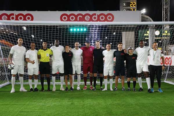 مسابقه پنالتی بین فوتبالیست‌ها و فرمول یکی‌ ها (+عکس)