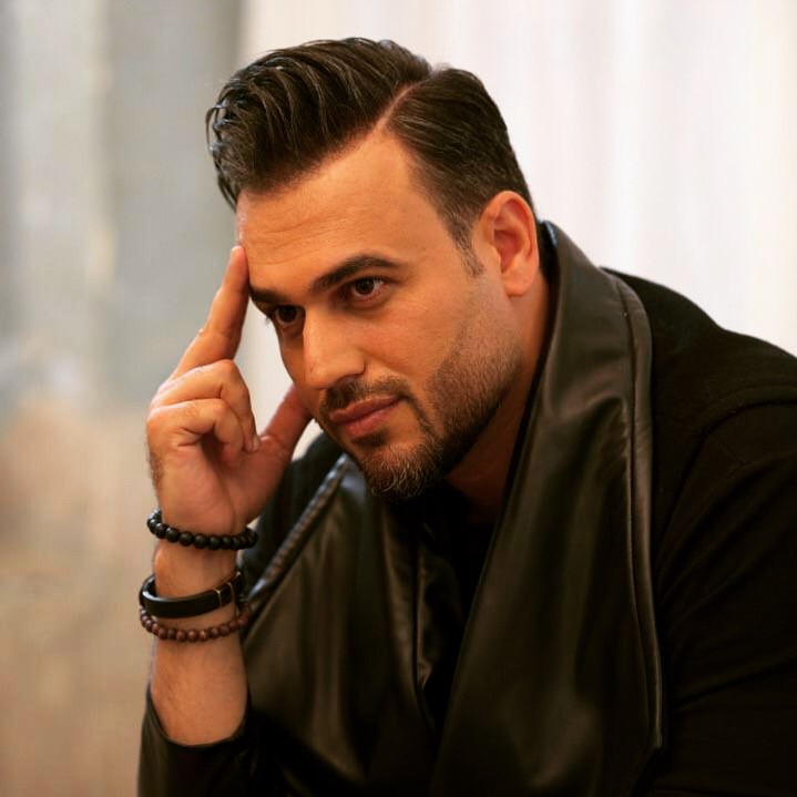 پیربد  ، هنرمندی دوست داشتنی ، خواننده ای حرفه ای