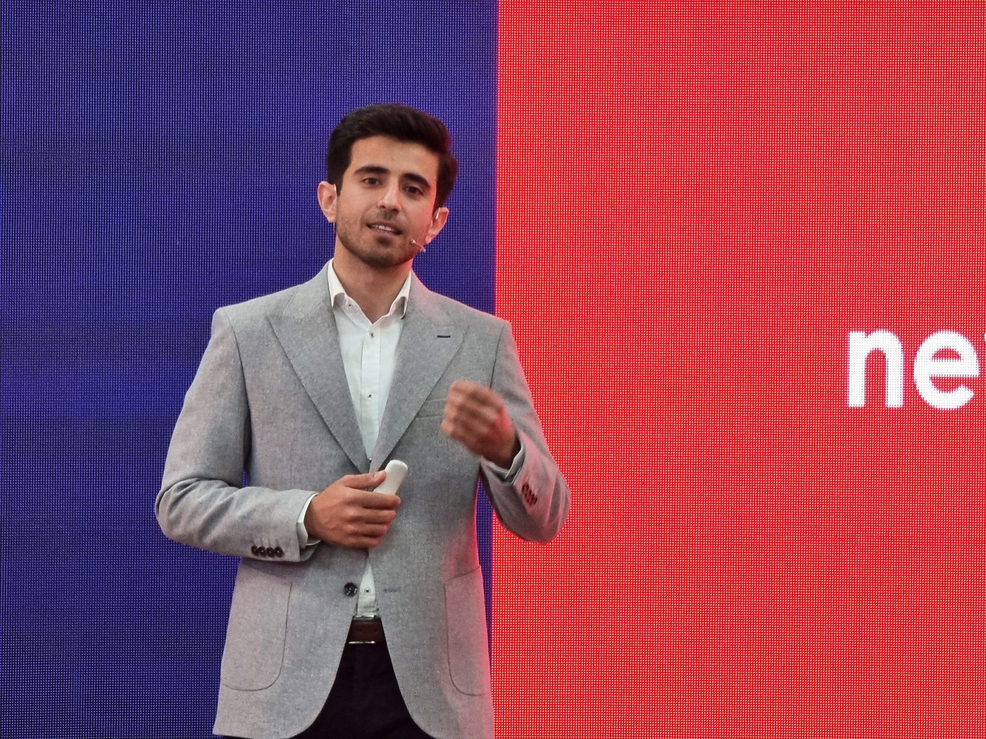 بانکداری ولی نه مثل یک بانک