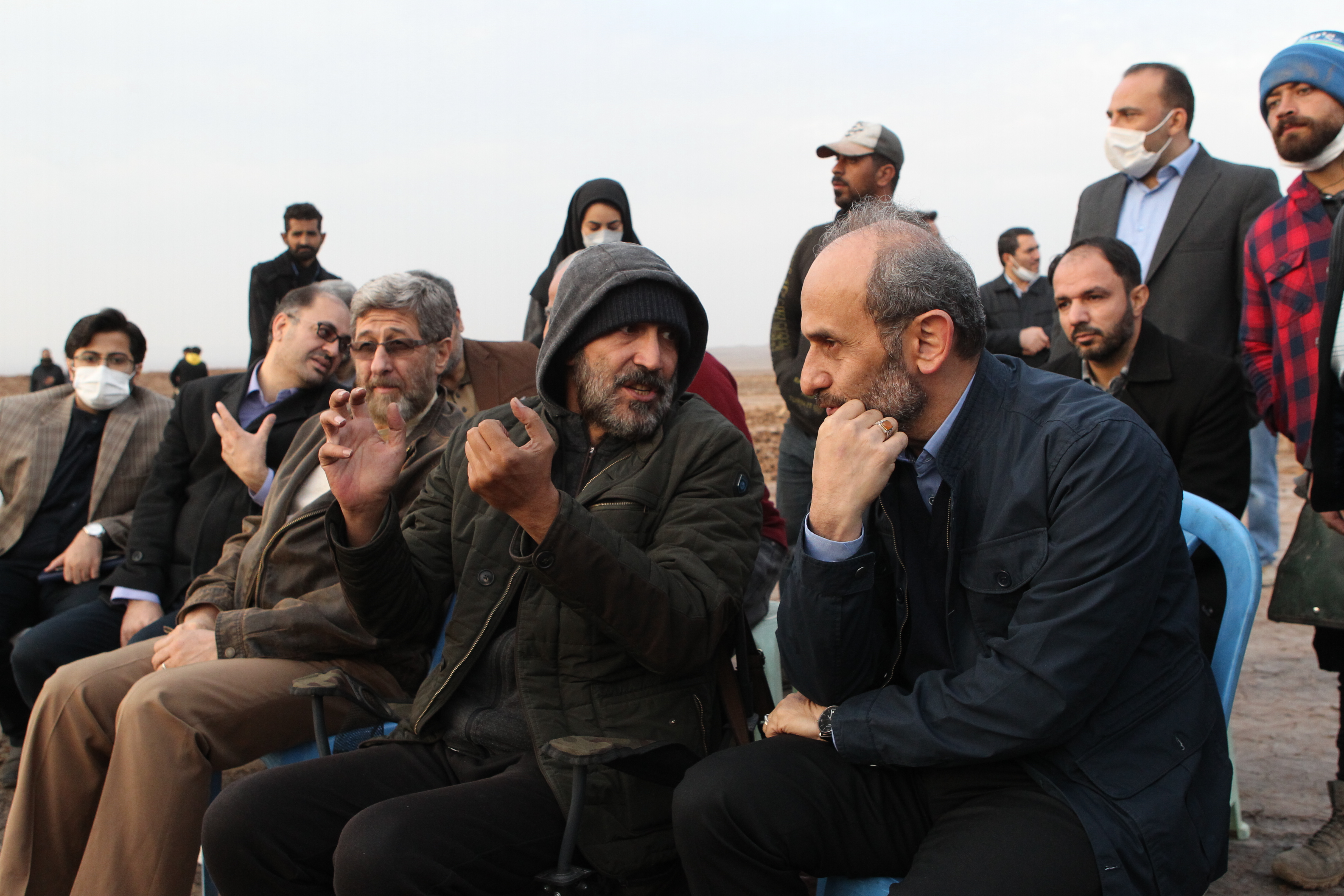 گزارش تصویری بازدید رئیس رسانه ملی از پشتصحنه «عاشورا» گزارش تصویری بازدید رئیس رسانه ملی از پشتصحنه «عاشورا»