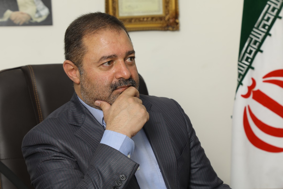 گفتگو با رئیس هیات مدیره مجموعه صنفی صاحبان اماکن فروش و عرضه فرآورده های نفتی کشور