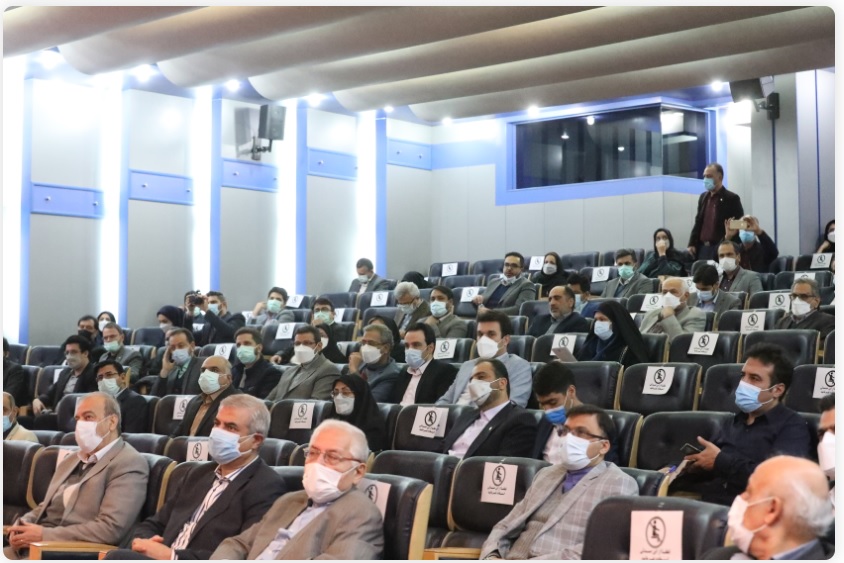 مدير روابط عمومي شركت بهره برداري متروي تهران برگزيده ملي شانزدهمين جشنواره ملي انتشارات شد