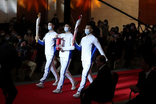 لحظات مهم خبری و غیرخبری در شبانه روز اخیر (گزارش تصویری) لحظات مهم خبری و غیرخبری در شبانه روز اخیر (گزارش تصویری)