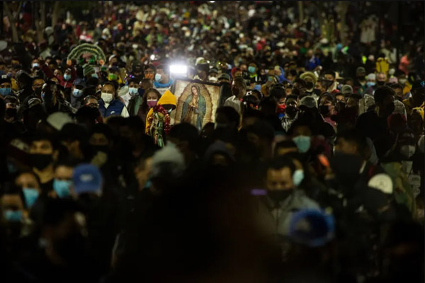 شهر به دست شورشیان افتاد / آوار روی آوار در کنتاکی آمریکا (گزارش تصویری)