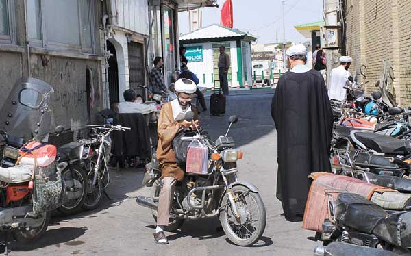 چشم تو را مباحثه می‌کردیم (گزارش تصویری)