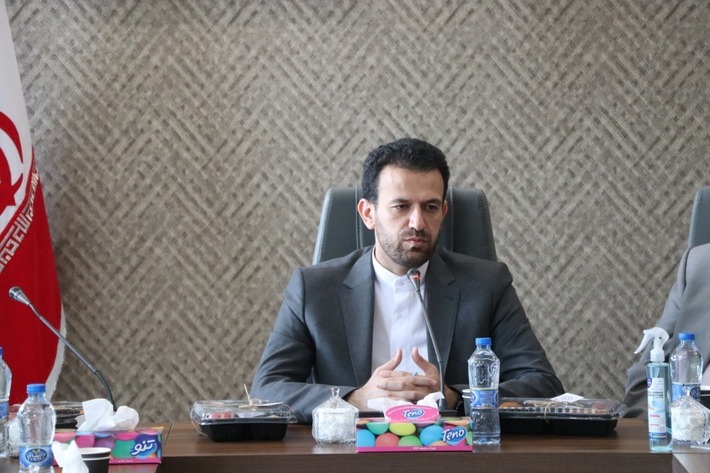 سرپرست معاونت هماهنگی امور اقتصادی استانداری هرمزگان تاکید کرد؛هیچ ارگانی حق گرفتن استعلام فرا قانونی  را ندارد.