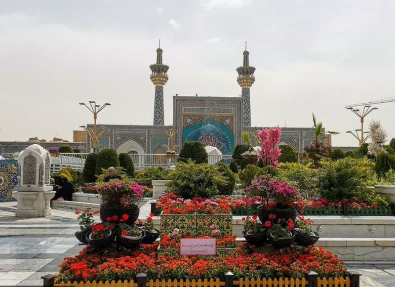 محل شهادت شهید حادثه تروریستی حرم مطهر رضوی گل آرایی شد +عکس محل شهادت شهید حادثه تروریستی حرم مطهر رضوی گل آرایی شد +عکس