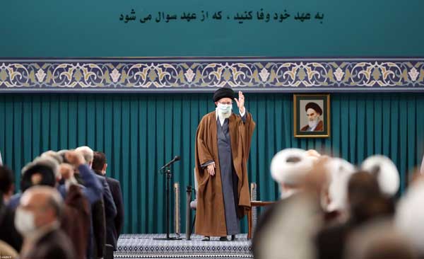 دیدار مسئولان نظام با رهبر انقلاب (+عکس) دیدار مسئولان نظام با رهبر انقلاب (+عکس)