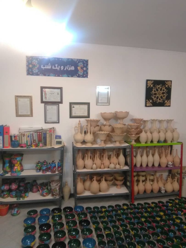 مسئول نمایندگی میراث‌فرهنگی، گردشگری و صنایع‌دستی شهرستان چناران از راه‎ اندازی کارگاه نقاشی روی سفال در گلبهار خبر داد.