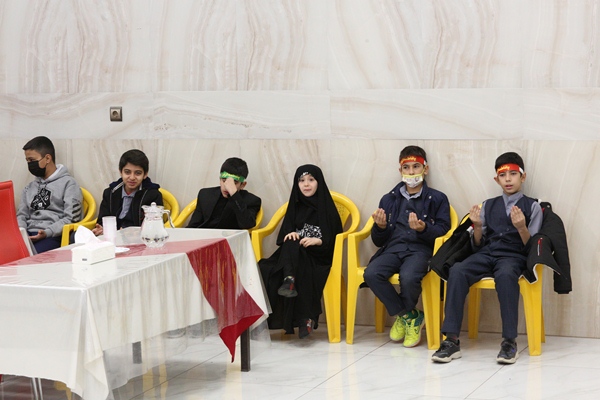 اقامه عزای حضرت زهرای اطهر سلام الله علیها توسط نوگلان فاطمی دانش آموزان بهار دانش