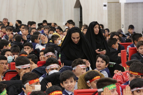 اقامه عزای حضرت زهرای اطهر سلام الله علیها توسط نوگلان فاطمی دانش آموزان بهار دانش