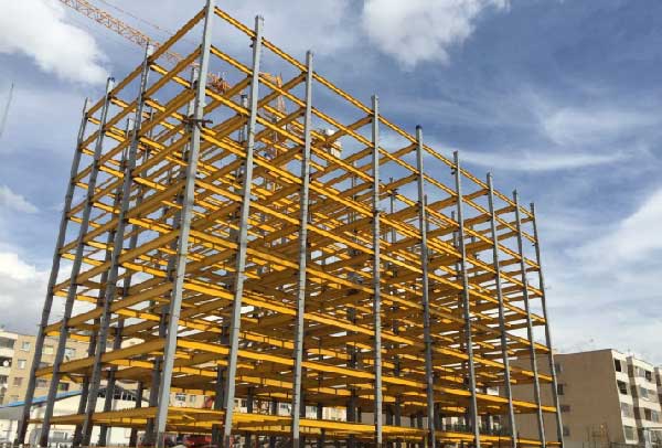 برای ساخت ساختمان، اسکلت فلزی را انتخاب کنیم یا بتنی؟