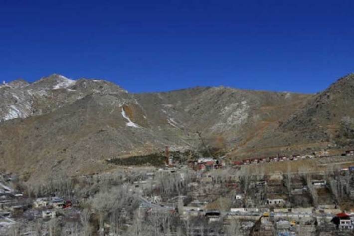 رییس مرکز ملی اقلیم و مدیریت بحران خشکسالی با ارائه گزارشی از میزان دما و بارش طی ماه گذشته اظهار کرد: در فصل زمستان نیز بارندگی‌ هایی کمتر از حد نرمال و دمایی بیش از نرمال ۳۰ سال گذشته پیش‌بینی می‌شود.