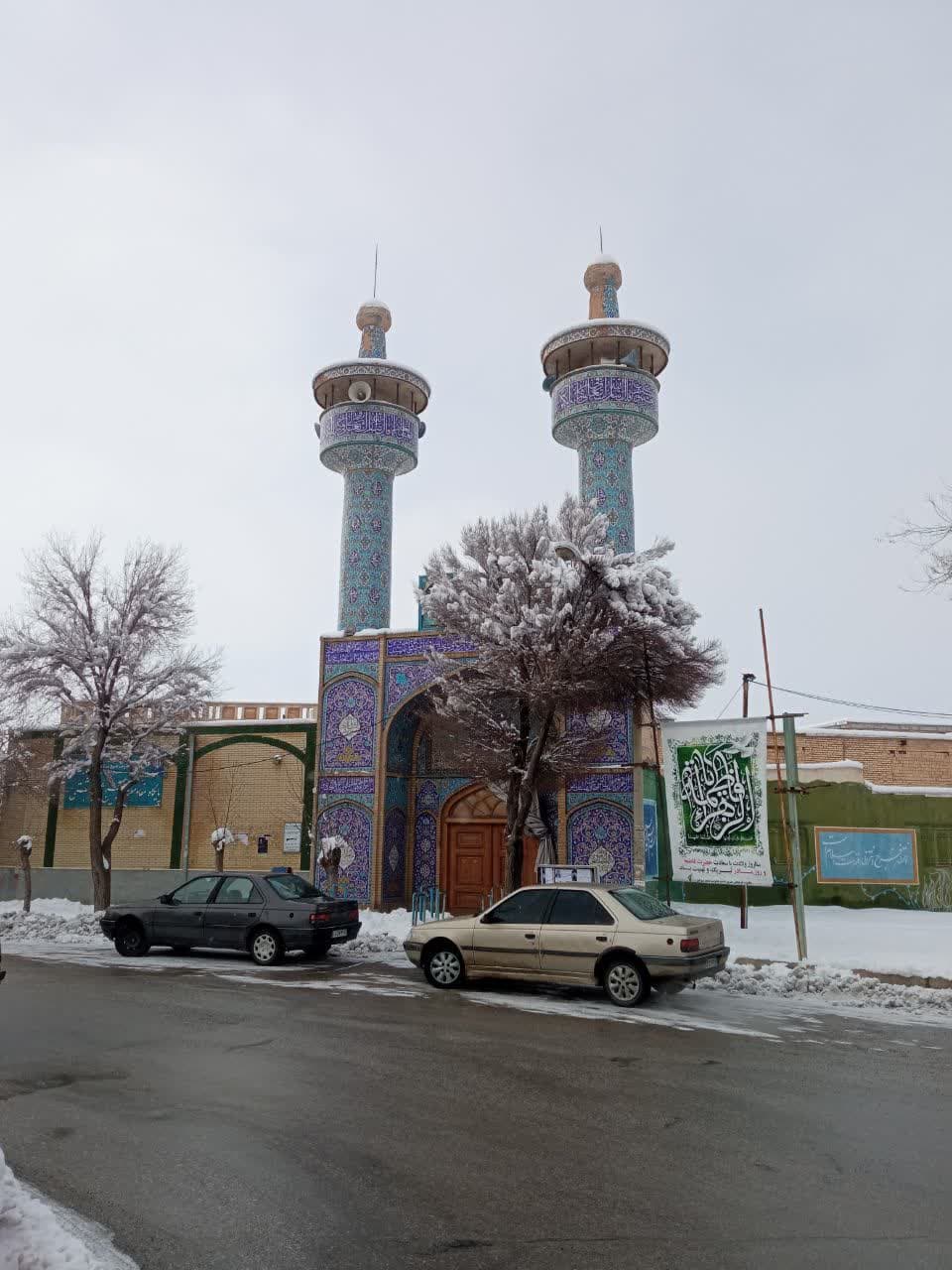 مسجد حاج کرامت نگینی زیبا و در خشان در شهرستان بروجن مسجد حاج کرامت نگینی زیبا و در خشان در شهرستان بروجن