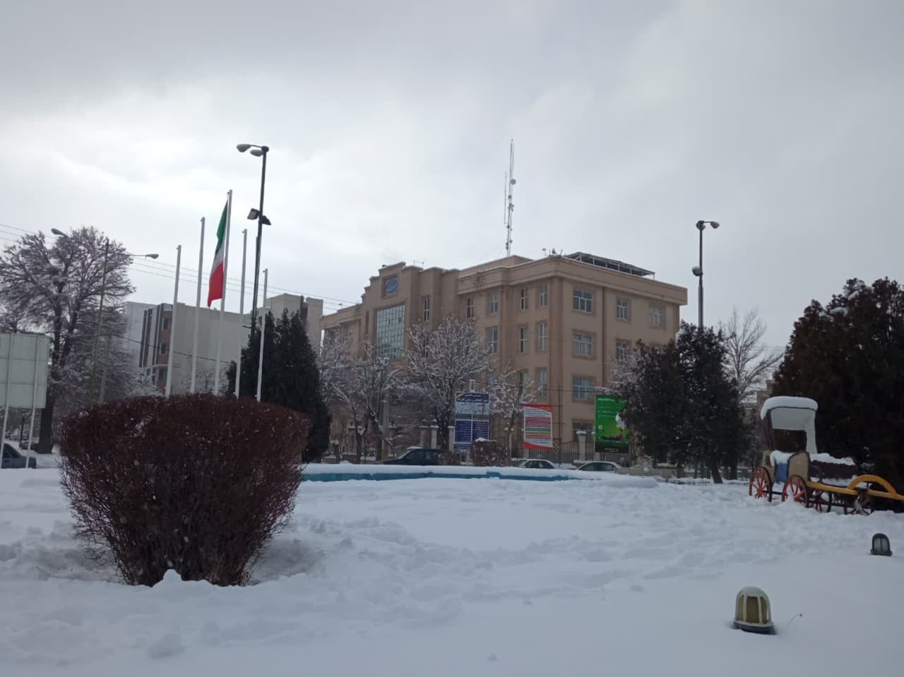 مسجد حاج کرامت نگینی زیبا و در خشان در شهرستان بروجن مسجد حاج کرامت نگینی زیبا و در خشان در شهرستان بروجن