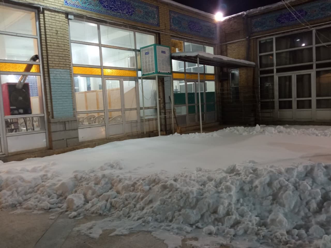 مسجد حاج کرامت نگینی زیبا و در خشان در شهرستان بروجن مسجد حاج کرامت نگینی زیبا و در خشان در شهرستان بروجن