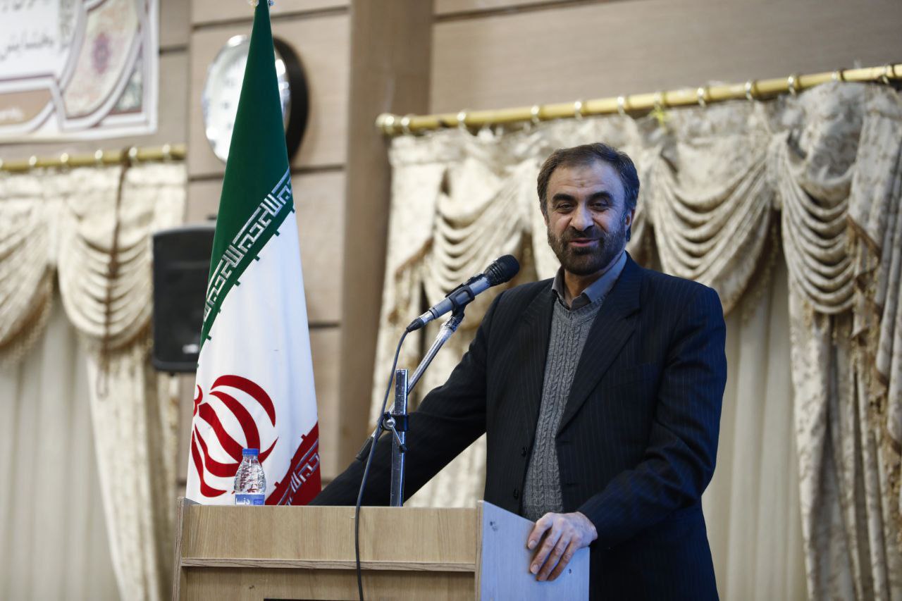 دولت براي حل مشکلات مردم مصمم است و در اين راستا تمام توان خود را به‌کار گرفته است