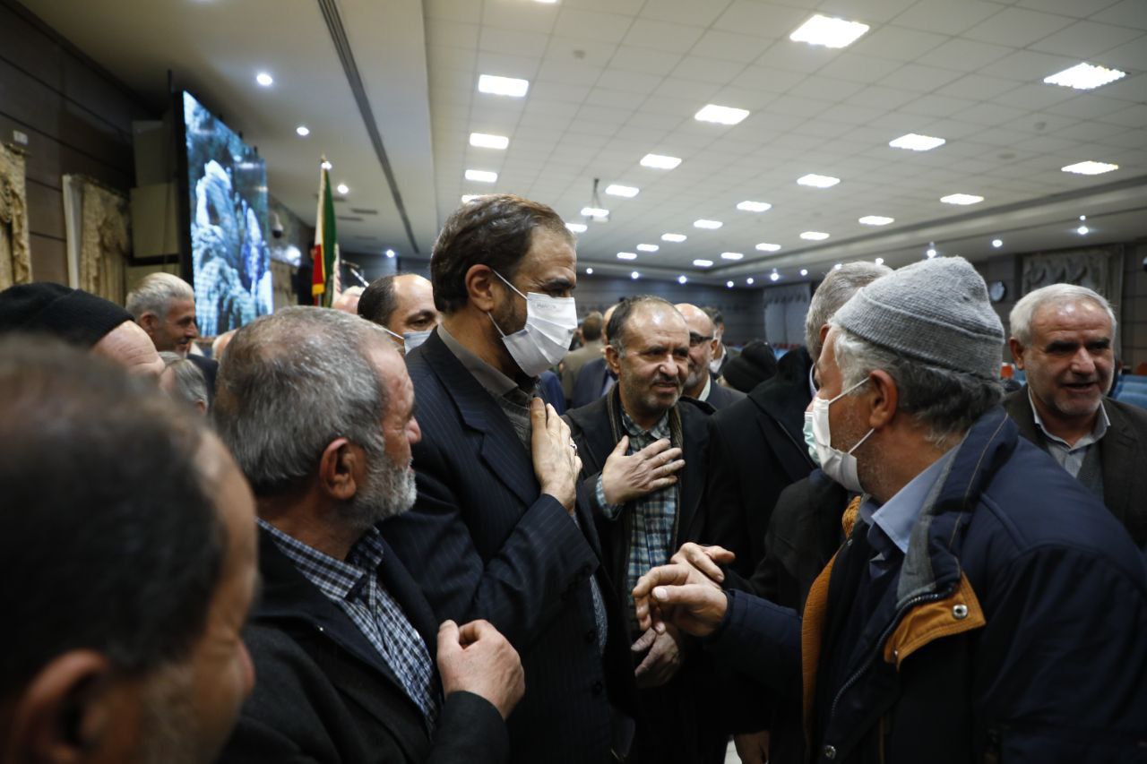 دولت براي حل مشکلات مردم مصمم است و در اين راستا تمام توان خود را به‌کار گرفته است