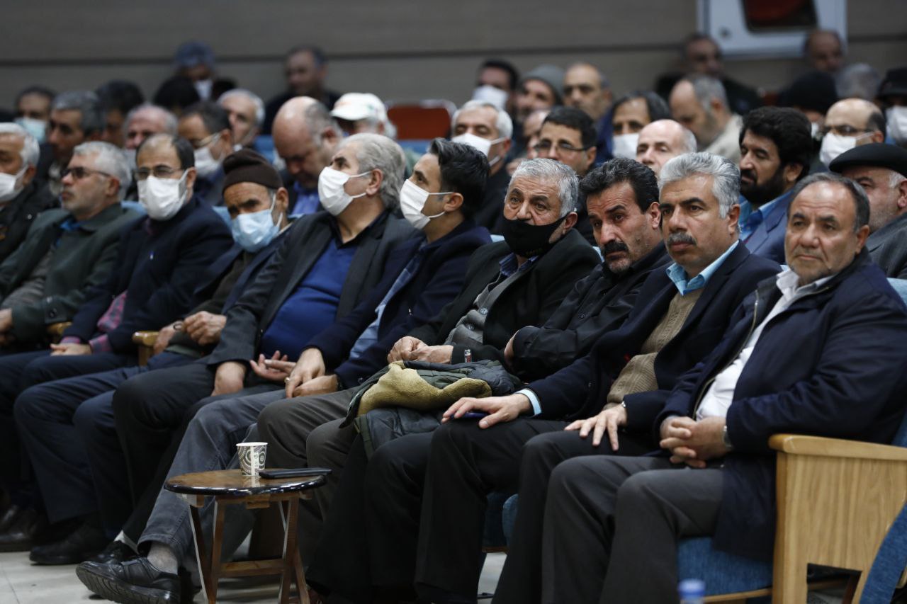 دولت براي حل مشکلات مردم مصمم است و در اين راستا تمام توان خود را به‌کار گرفته است