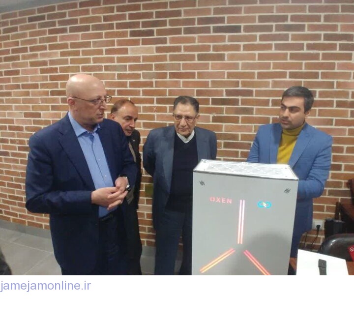 دزفول/ بازدید وزیر علوم از مرکز کارآفرینی و نوآوری دانشگاه جندی شاپور