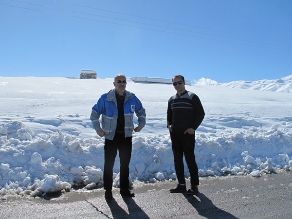 غافلگیری مسئولان و مدیران ارشد اجرائی از بارش سنگین برف 2 متری در شهرستان کوهرنگ و دیگر مناطق برف گیر و سردسیر زمستانی غافلگیری مسئولان و مدیران ارشد اجرائی از بارش سنگین برف 2 متری در شهرستان کوهرنگ و دیگر مناطق برف گیر و سردسیر زمستانی