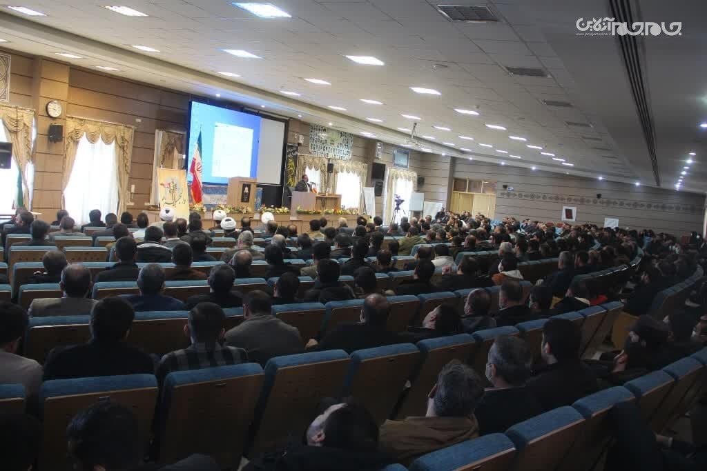 گرامیداشت سالروز عملیات والفجر8 و روز حفاظت اطلاعات در سپاه قمربنی هاشم(ع)