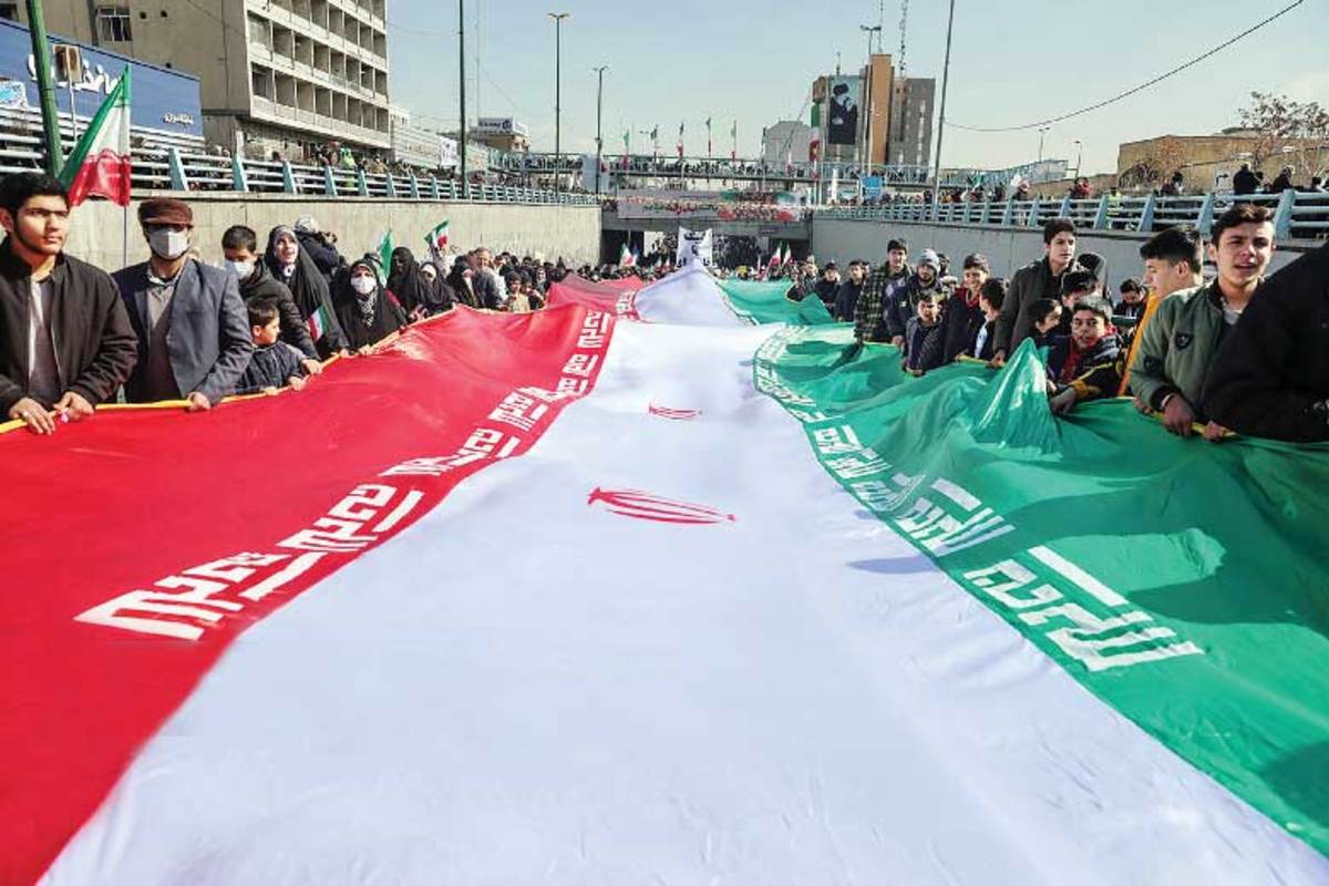 وقوع انقلاب اسلامی ایران در سال ۱۳۵۷، تحولات شگرف و عمیقی در ابعاد گفتمانی و سیاسی ایجاد کرد. این تحولات عمیق صرفا معطوف و محدود به داخل کشورمان نبود و بسیاری از کشورهای منطقه و جهان نیز از آن الگو گرفتند.