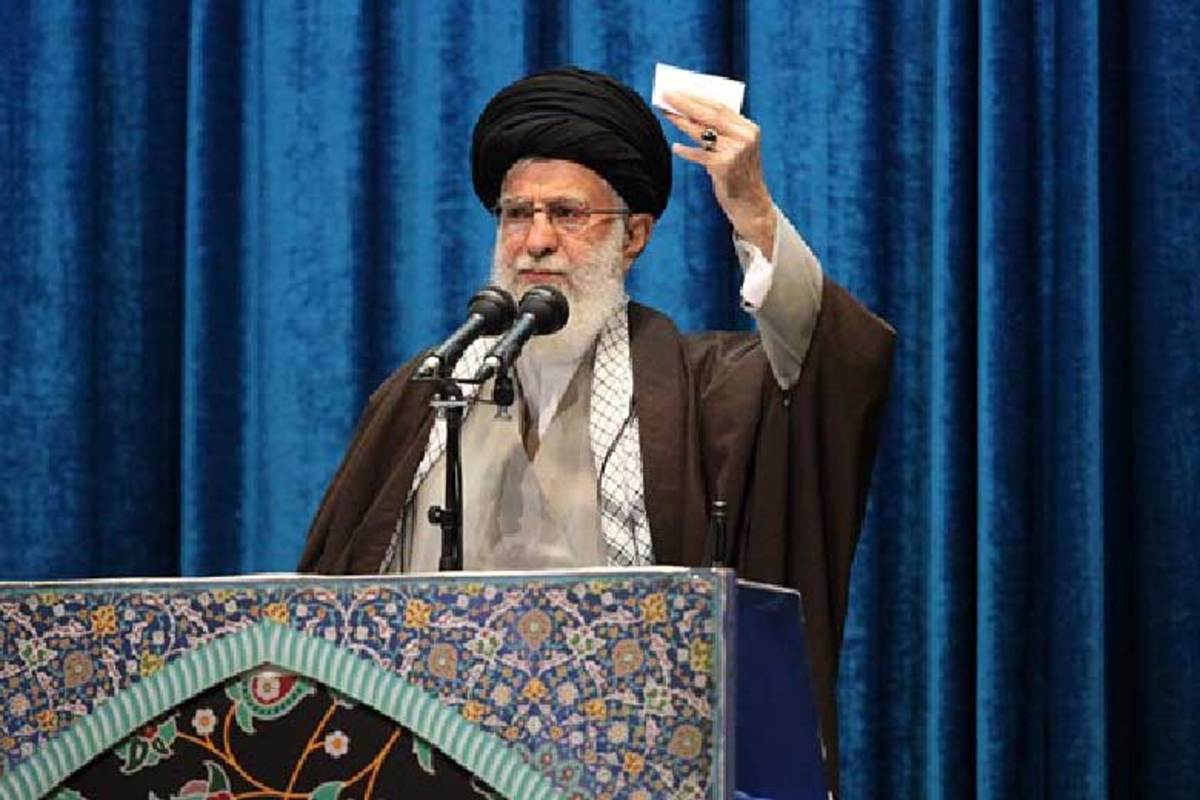 حضرت آیت‌الله خامنه‌ای در خطبه اول نماز جمعه‏‌ تهران در سی ام فرودین سال ۱۳۶۴، بحثی با عنوان رابطه بعثت با انسانهای مخاطب بعثت را تبیین کردند.