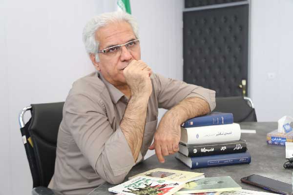 مایه‌ های یک نویسنده به نام «هادی خورشاهیان»