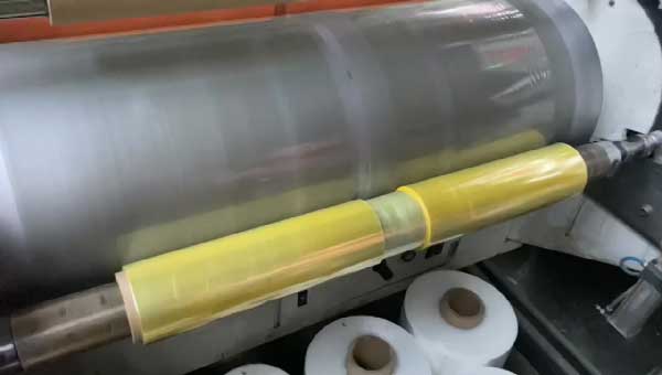 نحوه بسته بندی با استرچ پالت بند