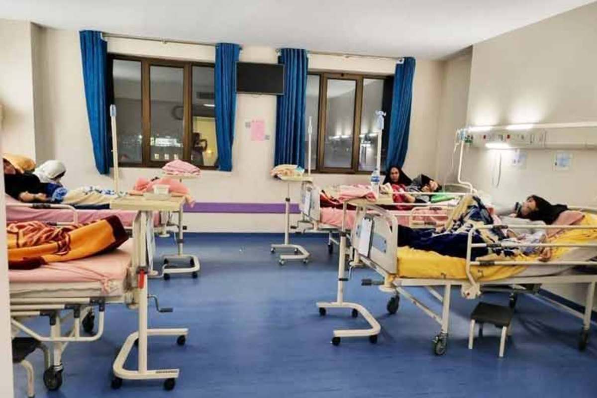 مدارس غیر حضوری می‌شود؟ | ترس حاضر، دانش آموز غایب | نظر موافقان و مخالفان تعطیلی مدارس چیست؟  