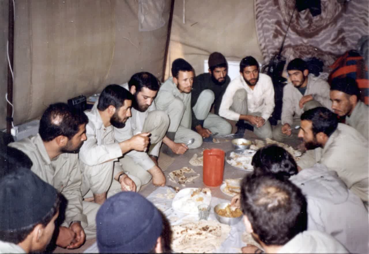 شهید غلامرضا کاووسی قهفرخی فرمانده ای شجاع ، مظلوم  و مقتدر